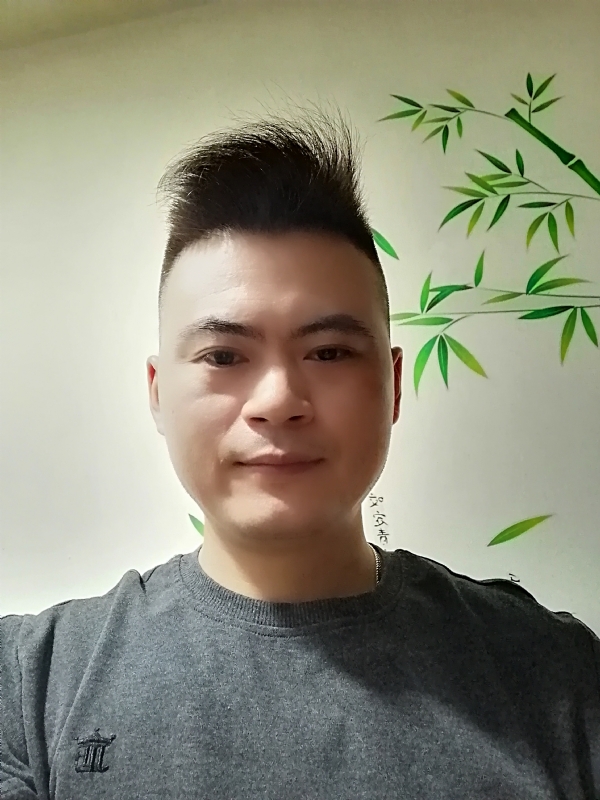 阿旭的第一张照片--岐山闪婚服务中心